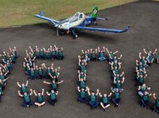 Com recordes de vendas no ano, avião agrícola Ipanema chega a 1.500 unidades entregues
