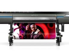 Novas impressoras com recorte integrado foram desenvolvidas a partir de feedback