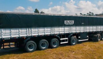 Indústria catarinense entrega primeiro 4º Eixo em Tocantins para transporte de grãos