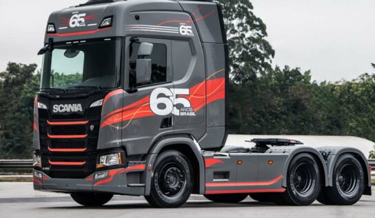 Edição Comemorativa de 65 anos de Brasil cria caminhão exclusivo com vantagens especiais