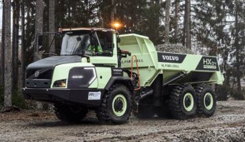 Volvo CE inicia testes com caminhão articulado a hidrogênio