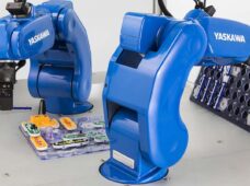 Novo robô de seis eixos diferencia-se pelo baixo peso e tamanho menor