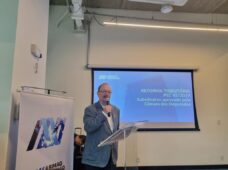 Debate sobre mudanças necessárias na reforma tributária reuniu empresários e autoridades em Joinville