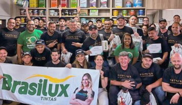 Visita à fábrica da Brasilux