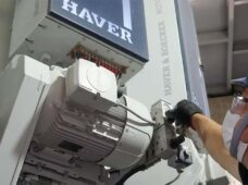 No Brasil há 50 anos, unidade local contribui para desenvolvimento e aprimoramento de tecnologias