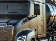 Colaboração para desenvolver caminhões bicombustíveis de grande porte