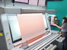 Solução com IA para indústria da moda inspeciona até 40 metros de tecido por minuto