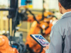 Setor industrial registra crescimento lento, mas constante