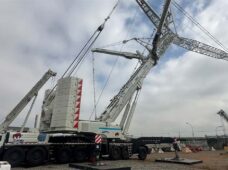 XCMG Brasil entrega guindaste de 800 toneladas para a Mamuth