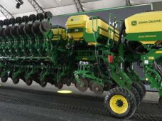 Indústria apresenta novidades para todas etapas de produção agrícola