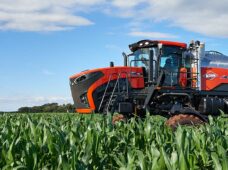 Sistema direcional traseiro em pré-lançamento