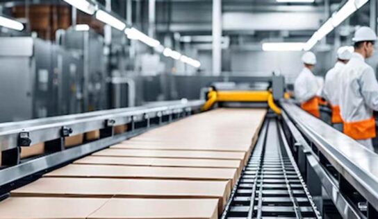 Iluminação industrial para máquinas e pátios industriais