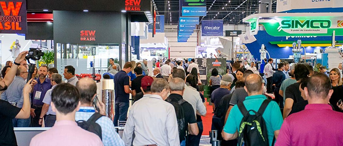 Crescimento acelerado de um show de novidades e tecnologia