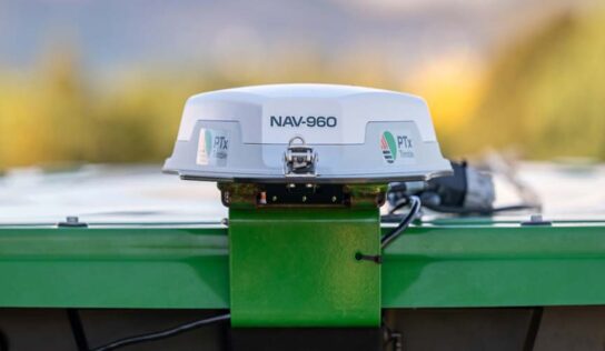 Máquinas agrícolas da AGCO têm novos receptor NAV-960 e ReClaim da PTx