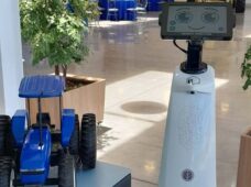 Robô auxilia operadores de máquinas agrícolas sem uso de internet