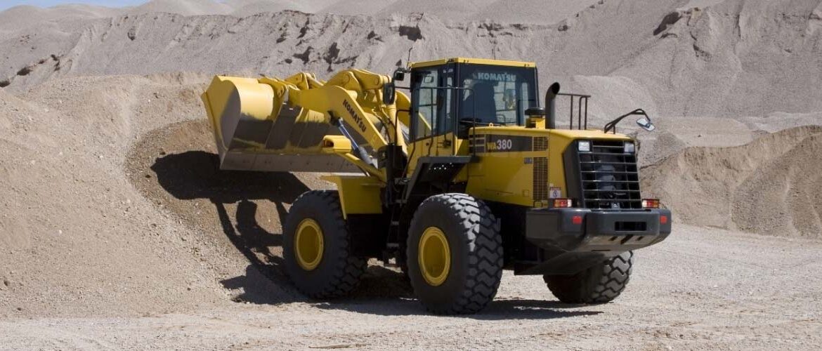 Ao comemorar 50 anos de sua fábrica no Brasil, Komatsu inicia ciclo de investimento e foca em mercados internacionais