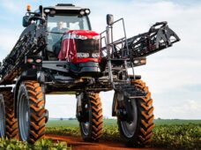 Máquinas inteligentes exigem novas habilidades dos mecânicos agrícolas