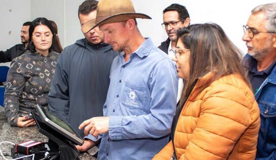 Fabricante desenvolve aulas de agricultura digital para colégios agrícolas do PR
