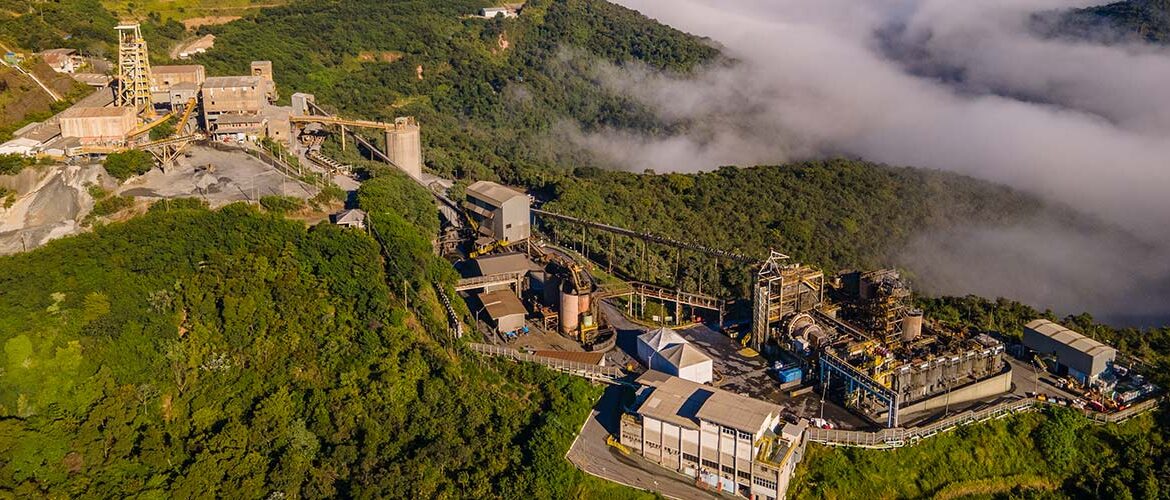 Mineradoras dependem de máquinas e equipamentos