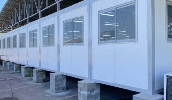 Rancho provisório da Base Aérea da FAB, em Canoas, foi montado com estrutura Gobox