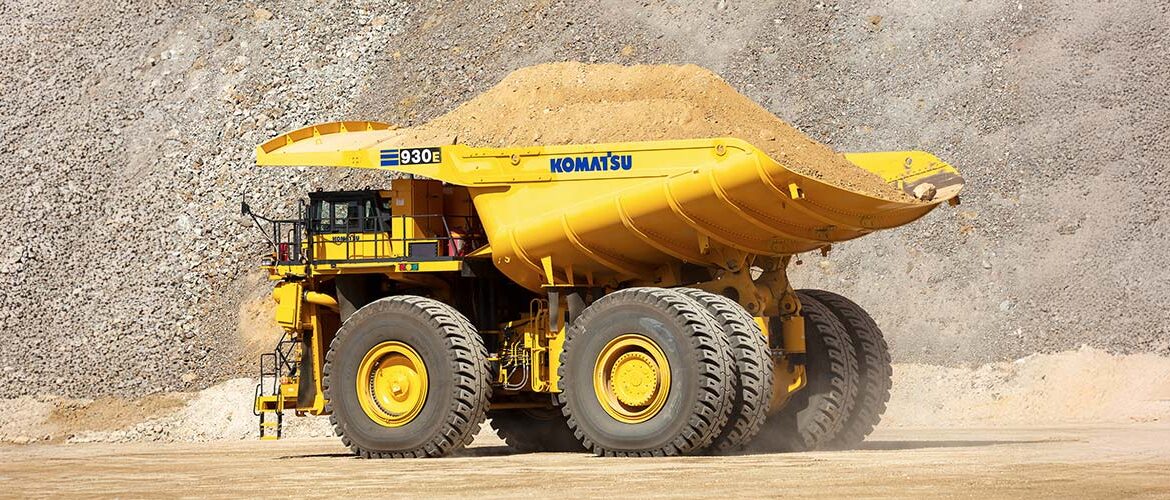 Komatsu lança caminhão que opera com diversas fontes de energia