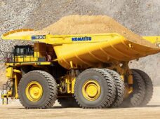 Komatsu lança caminhão que opera com diversas fontes de energia