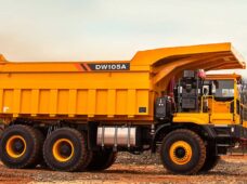 Liugong adota política para viabilizar equipamentos elétricos e híbridos de maior porte