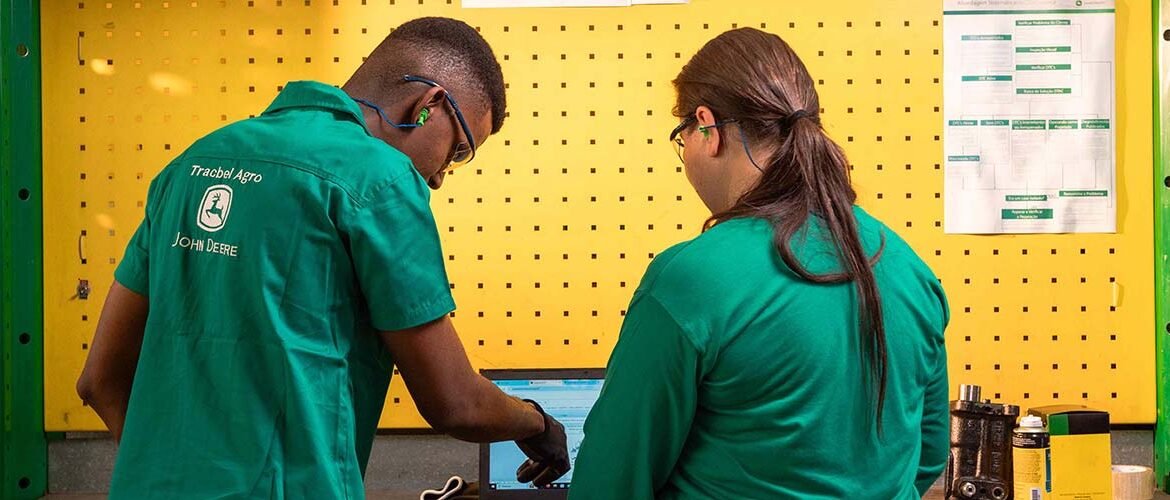 Distribuidora de máquinas aumenta número de técnicos e investimentos