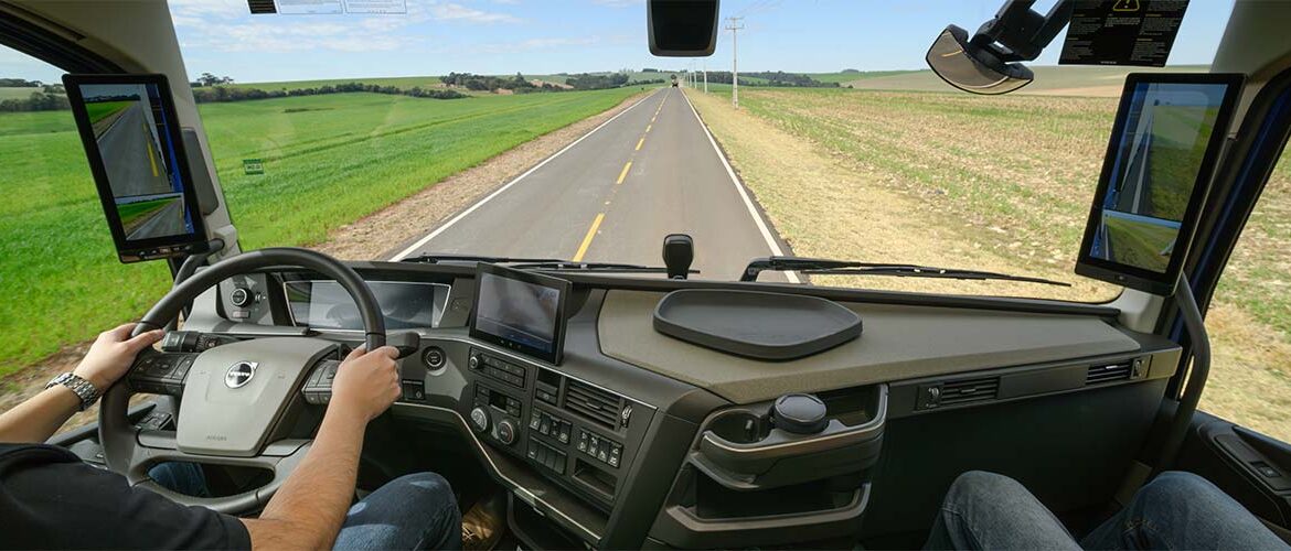 Nova linha de caminhões FH 2026 traz mais força nas subidas e até 3% de economia