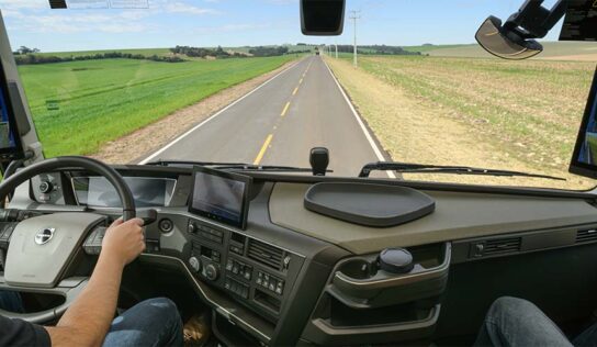 Nova linha de caminhões FH 2026 traz mais força nas subidas e até 3% de economia