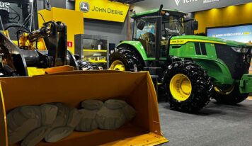 Máquinas das linhas amarela e verde marcam presença no Salão do Automóvel 