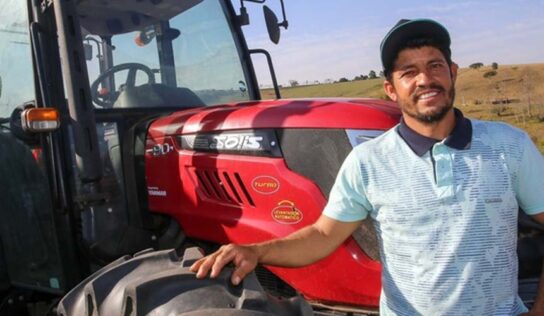  Governo de SP chega à marca de mil tratores adquiridos para agricultura familiar 