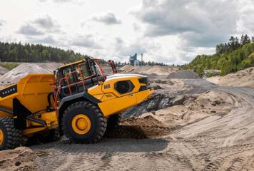 Nova geração de caminhão articulado da linha amarela