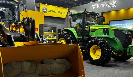 John Deere expõe no Salão do Automóvel