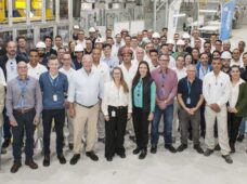 Fabricante de catalisadores amplia capacidade produtiva no Brasil