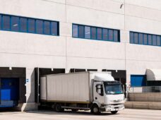 Mercado de galpões logísticos fecha ano com mais m² e menos vacância