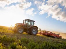 Massey Ferguson apresenta novos tratores