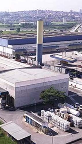 Usiquímica cresce 85% em 2025 e consolida expansão em lubrificantes, Arla e químicos