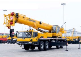 Chegam ao Brasil guindastes sobre caminhão para obras de alta complexidade