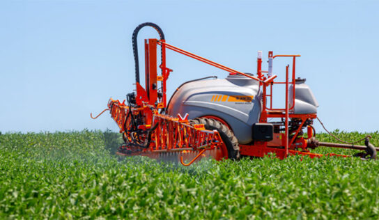 Novo pulverizador chega com mais tecnologia e eficiência