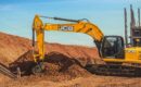 JCB lança escavadeiras hidráulicas e expande presença no mercado