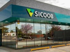 Sicoob alcança resultado recorde de R$ 11,2 bilhões em 2025
