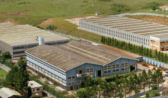 Investimento permanente assegura à Omel atuação em processos industriais há quase 75 anos