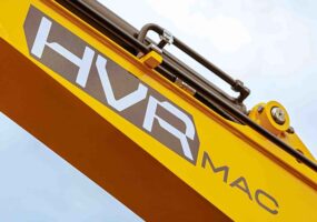Grupo KMR lança marca de linha amarela
