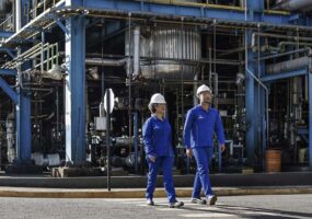 Companhia alcança maior volume de óleo básico já produzido em sua história