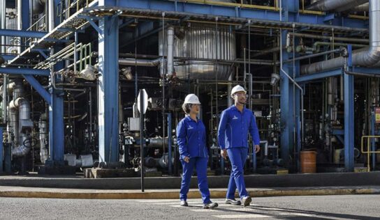 Companhia alcança maior volume de óleo básico já produzido em sua história