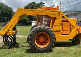 FPT equipa a super carregadeira Implanor voltada a operações do agronegócio