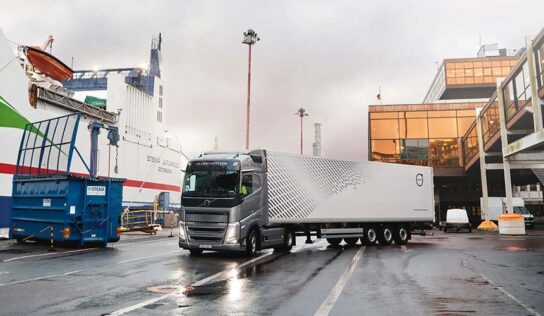 Volvo lança serviço que reduz velocidade de caminhões em áreas restritas