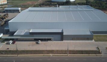  John Deere anuncia produção de componentes eletrônicos no Brasil 