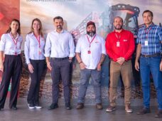 Oficina móvel acelera reparos de máquinas agrícolas